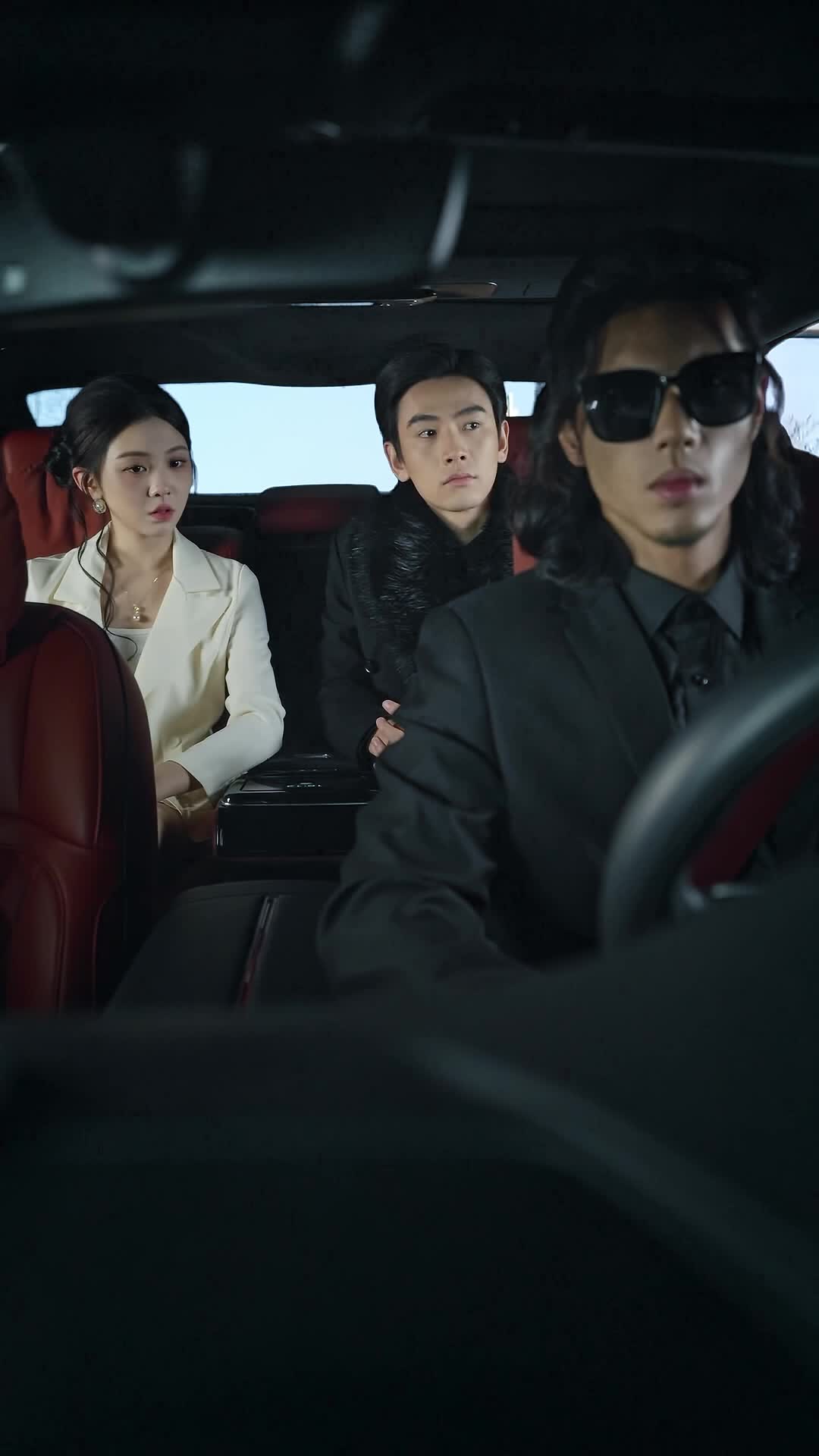 Episode 3 of Intertwined Hearts, Veiled Lies