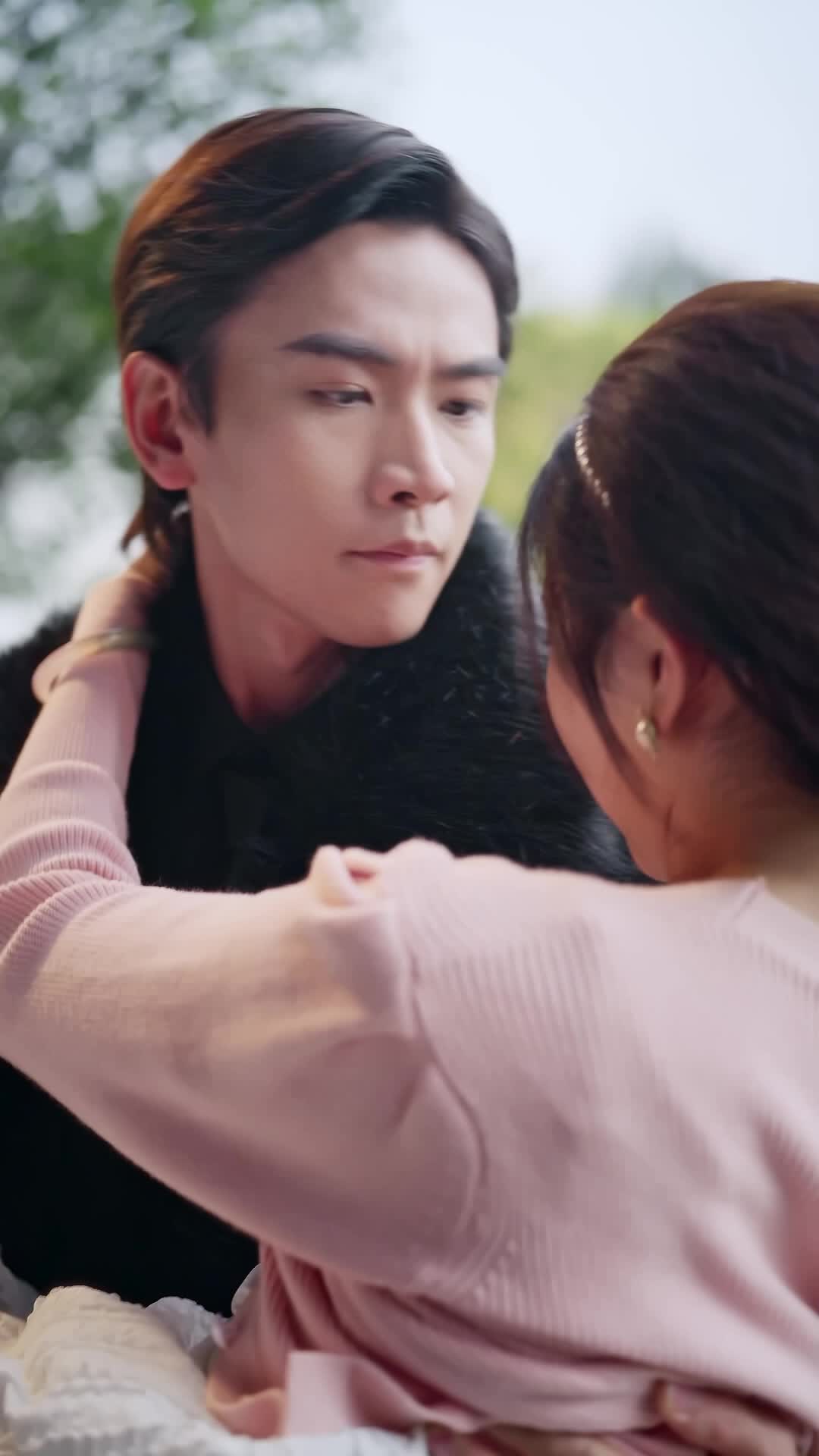 Episode 6 of Intertwined Hearts, Veiled Lies