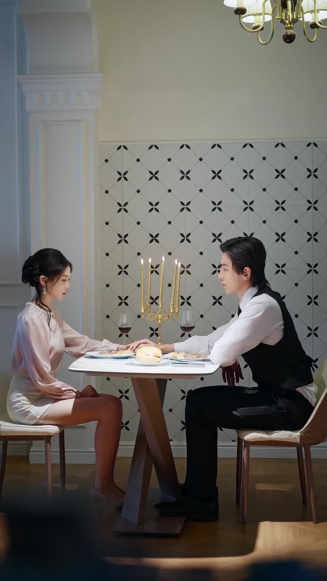 Episode 60 of Intertwined Hearts, Veiled Lies