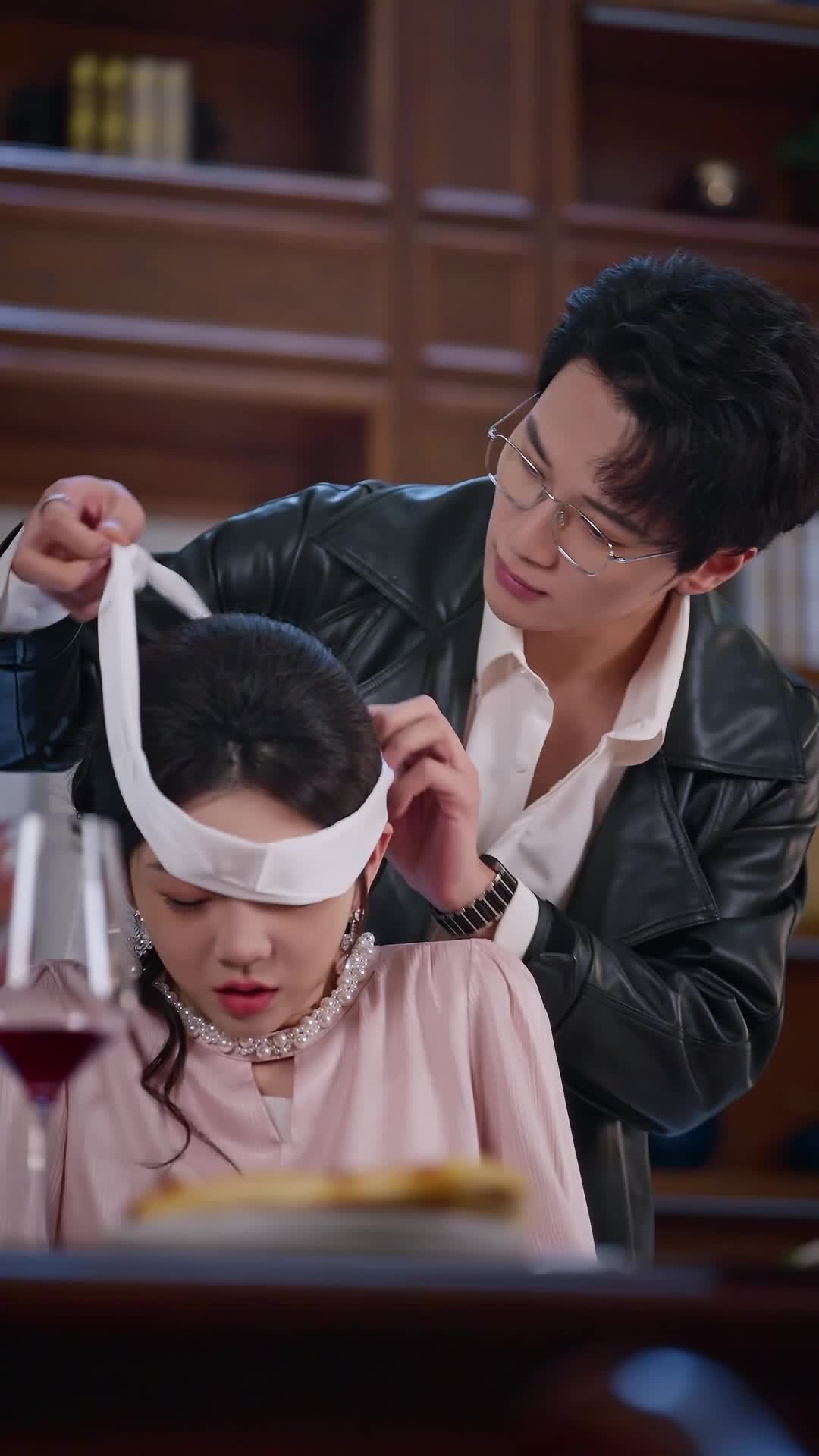 Episode 63 of Intertwined Hearts, Veiled Lies