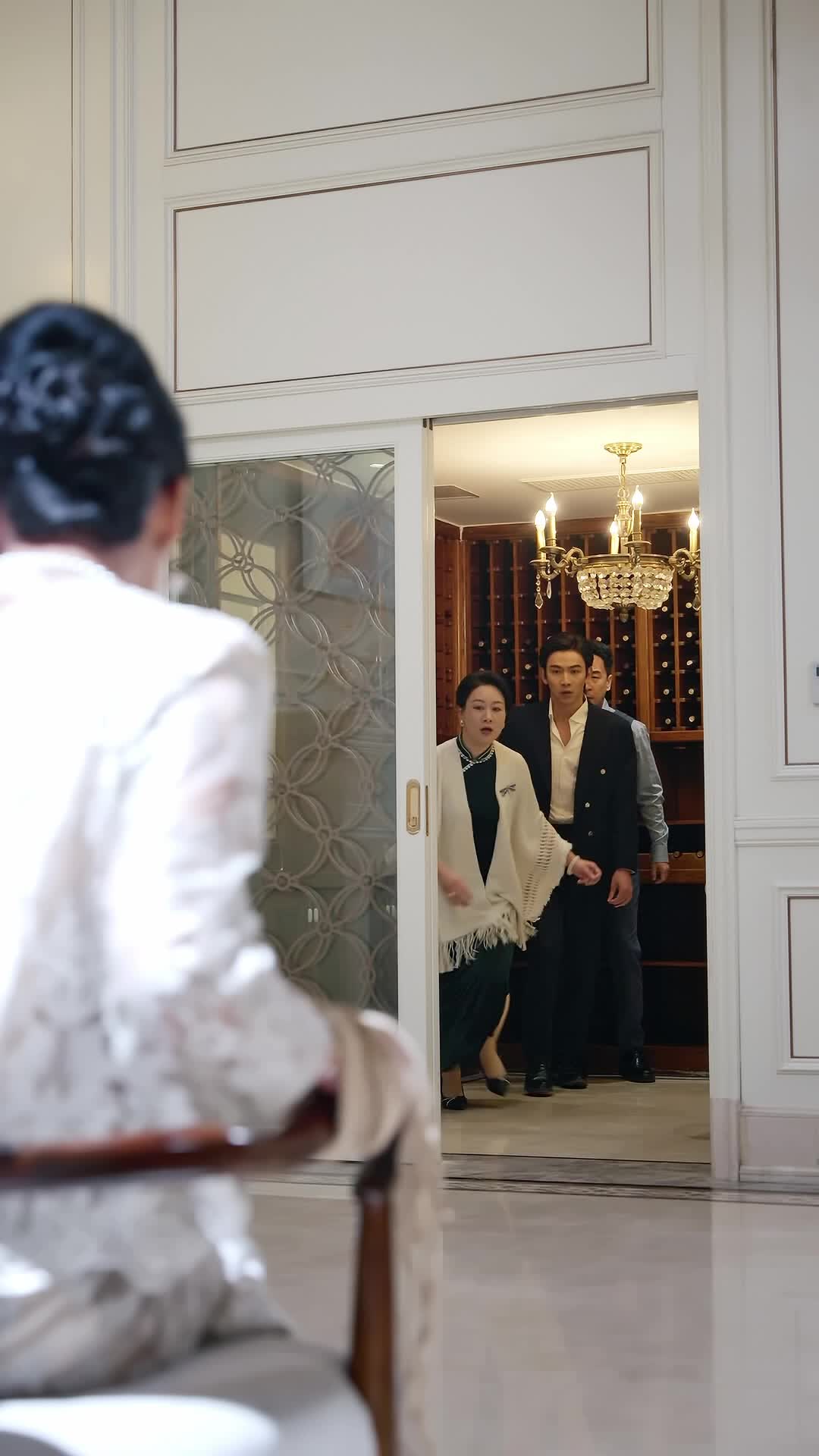 Episode 71 of Intertwined Hearts, Veiled Lies