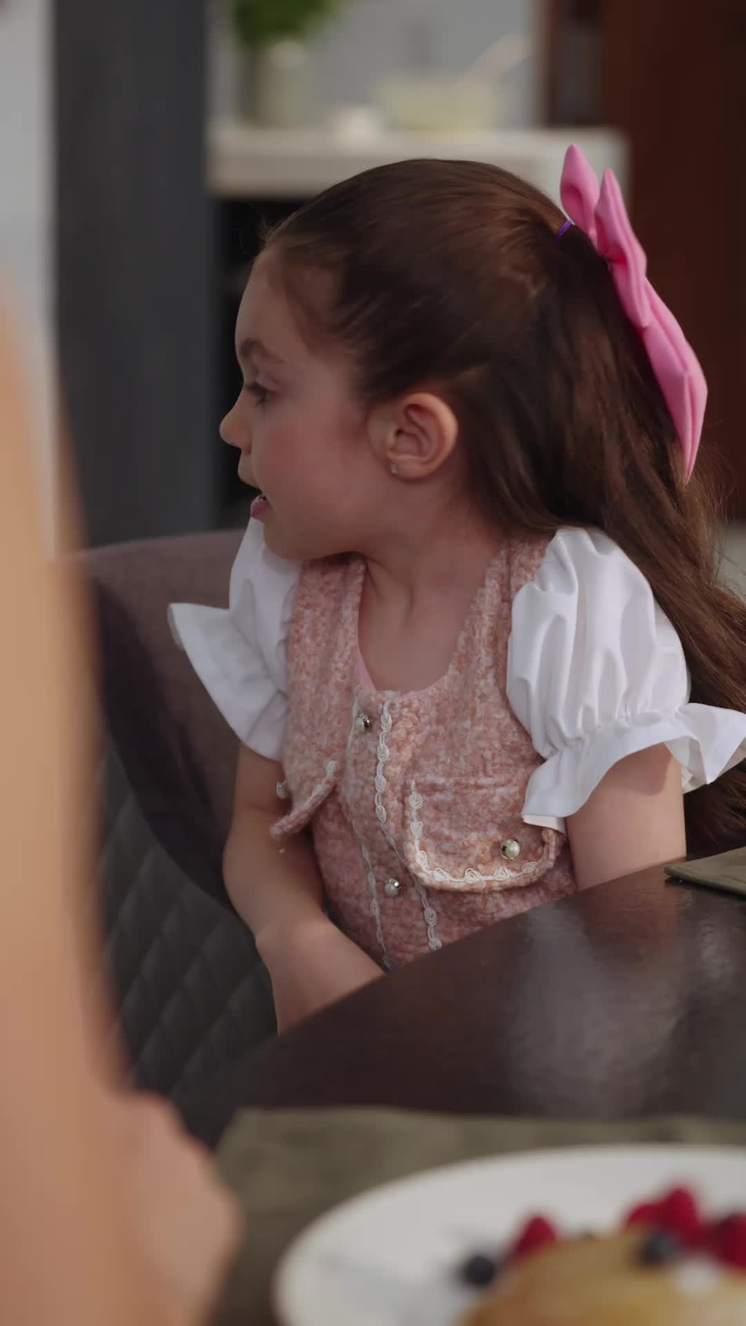 Episodio 18 de La CEO y El Padre Secreto De Su Hija