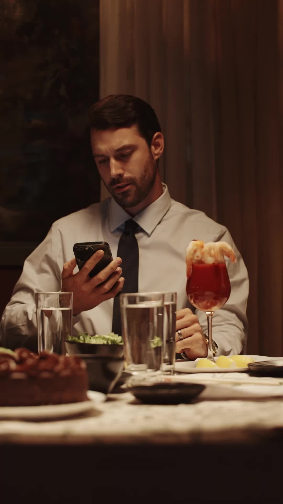 Episodio 42 de La doble vida de mi marido multimillonario