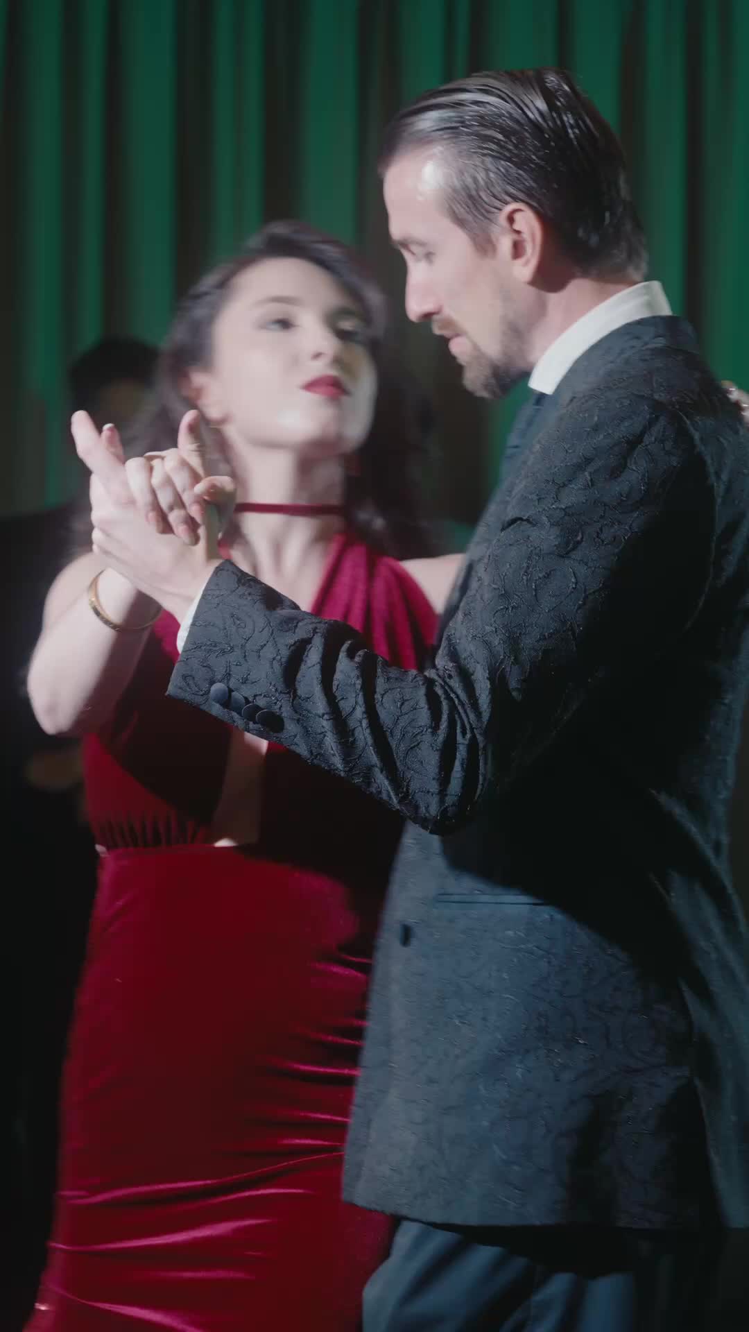 Episodio 33 de La Heredera Puso al Esposo en la Lista Negra