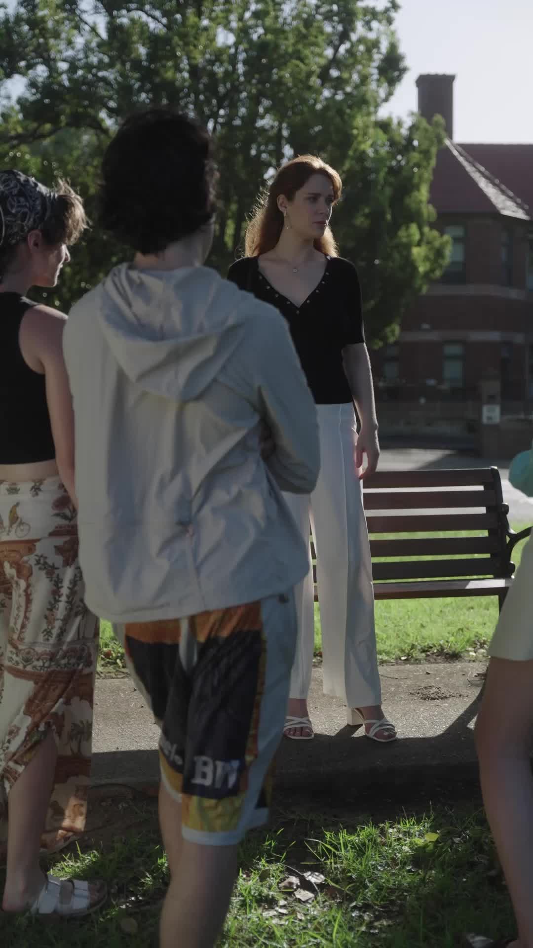 Episodio 24 de La reina divorciada vuelve al escenario