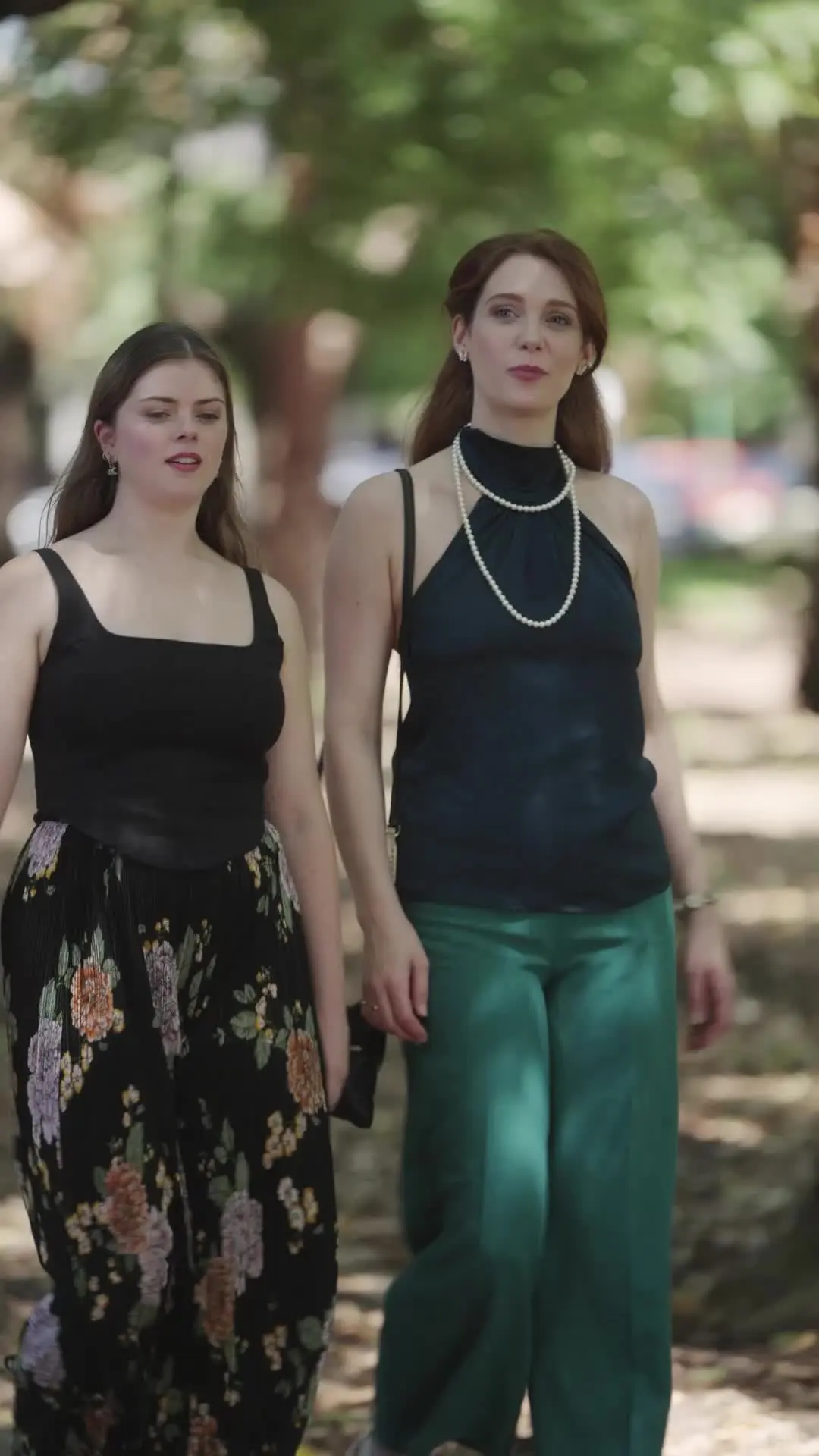 Episodio 6 de La reina divorciada vuelve al escenario
