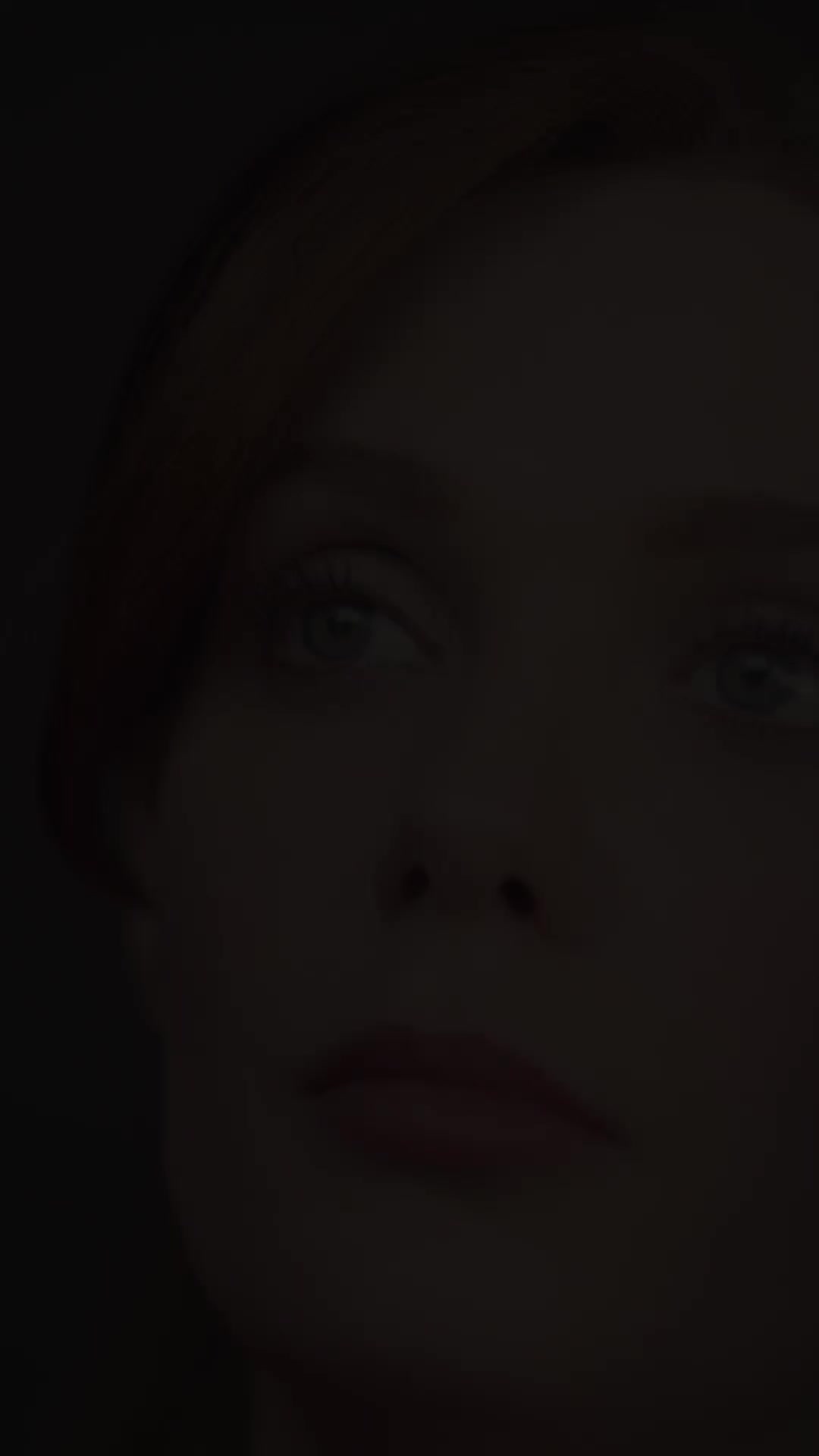 Episodio 9 de La reina divorciada vuelve al escenario