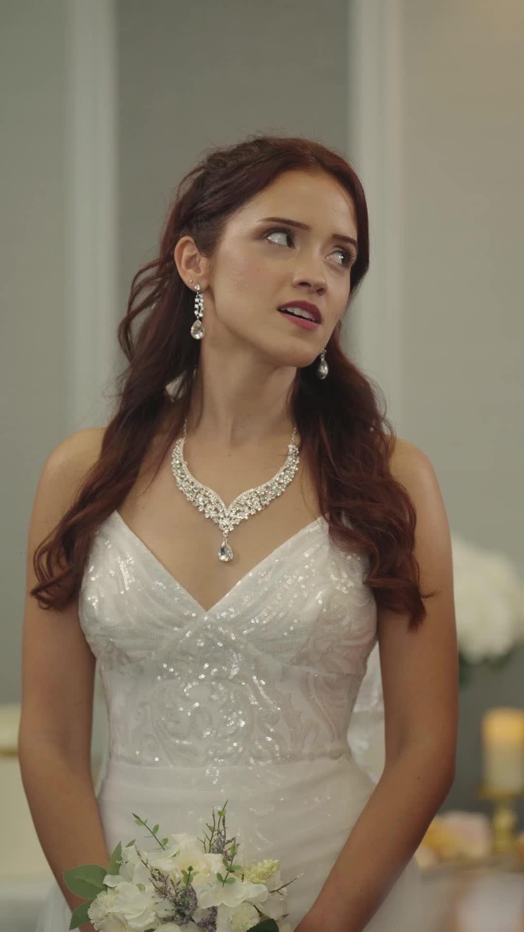 Episodio 46 de Las dos caras de la debutante