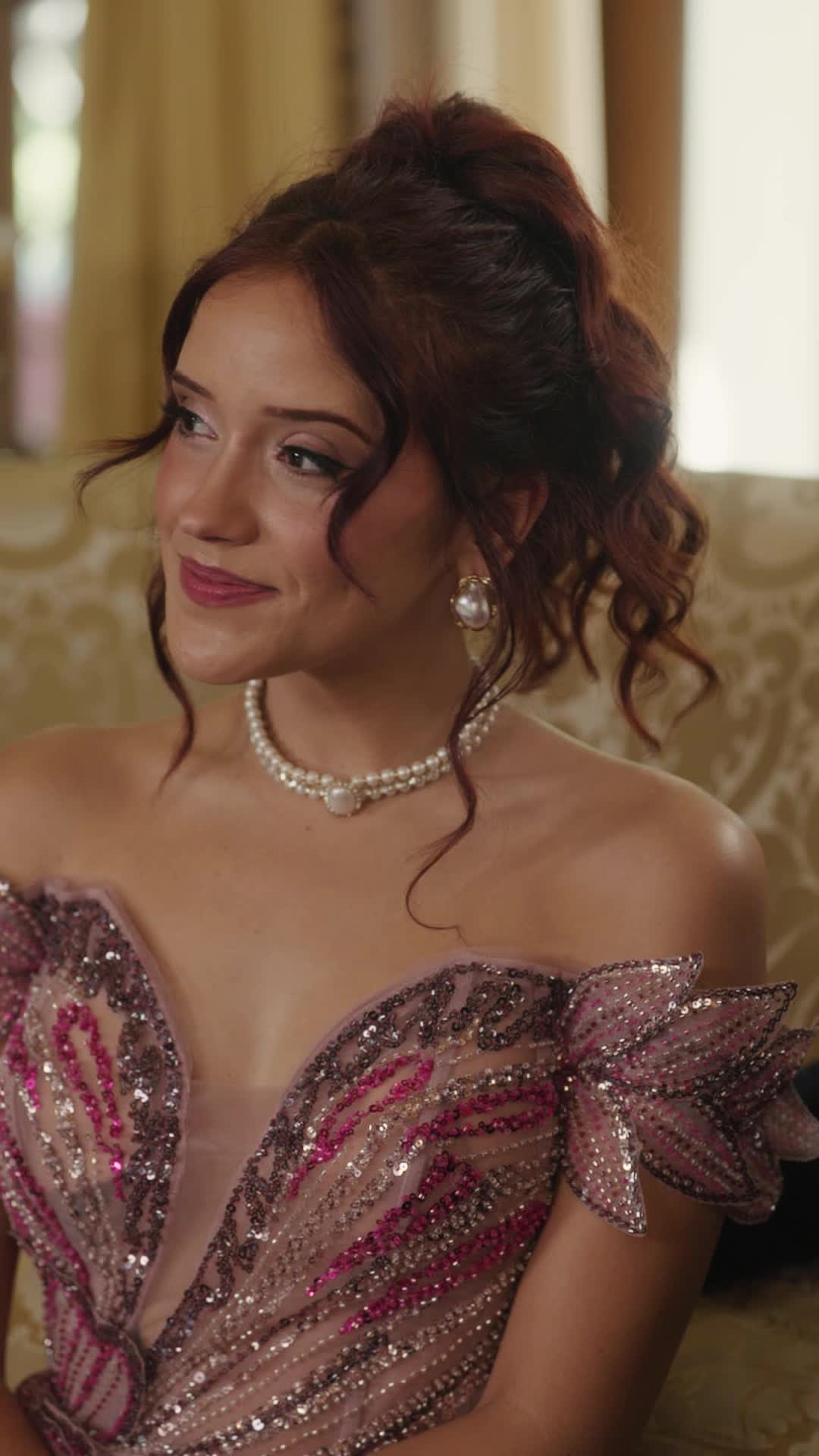 Episodio 7 de Las dos caras de la debutante