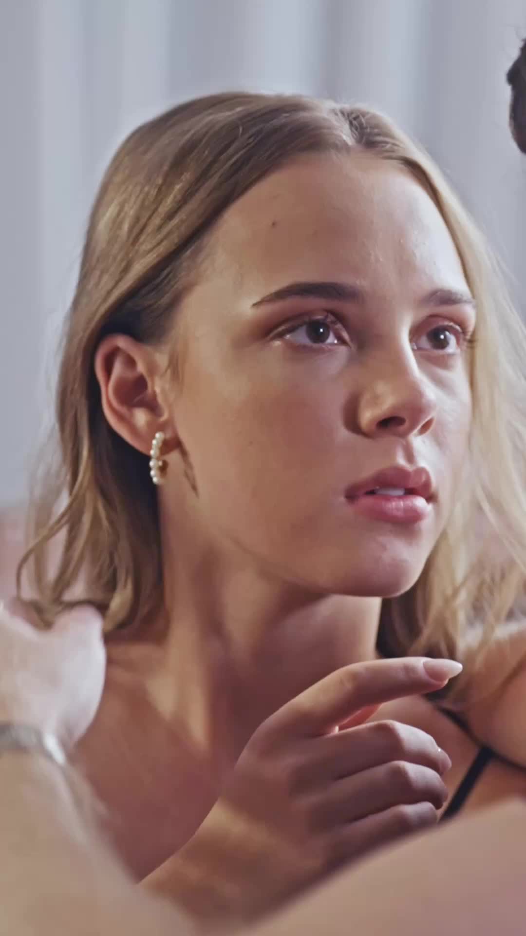 Episódio 92 de Ligada à Honra