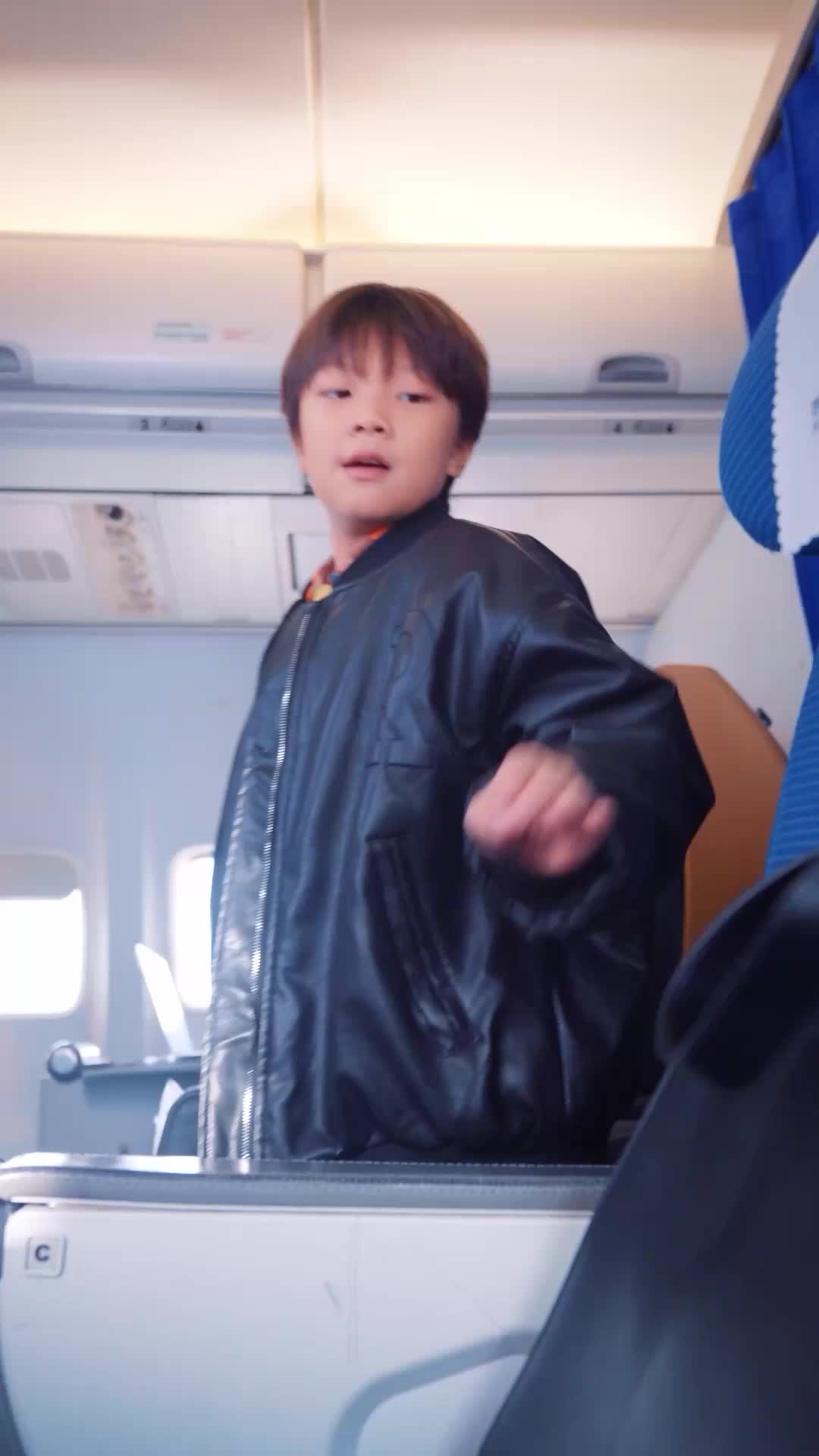 Episode 3 of Little Devil, Hands Off!