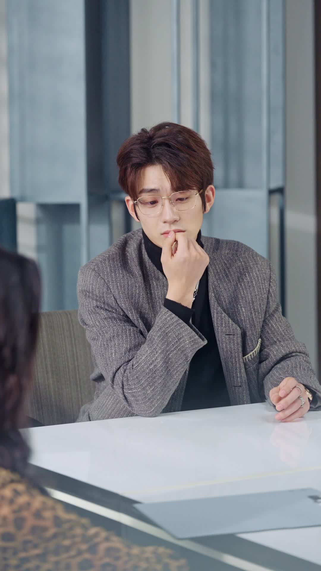 Episode 78 of Love Breaks the Ice