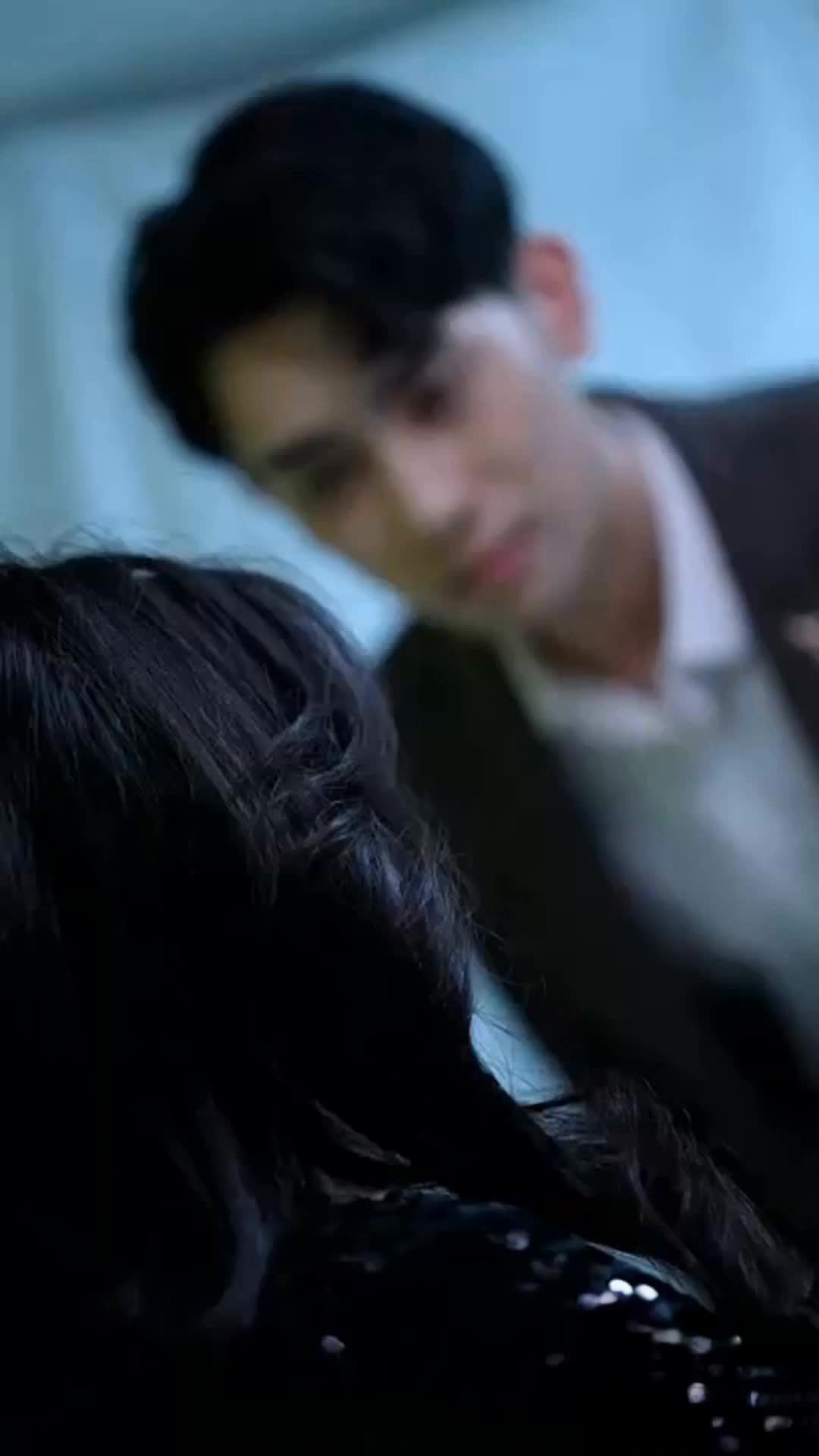 Episode 61 of Love in Her Shadow