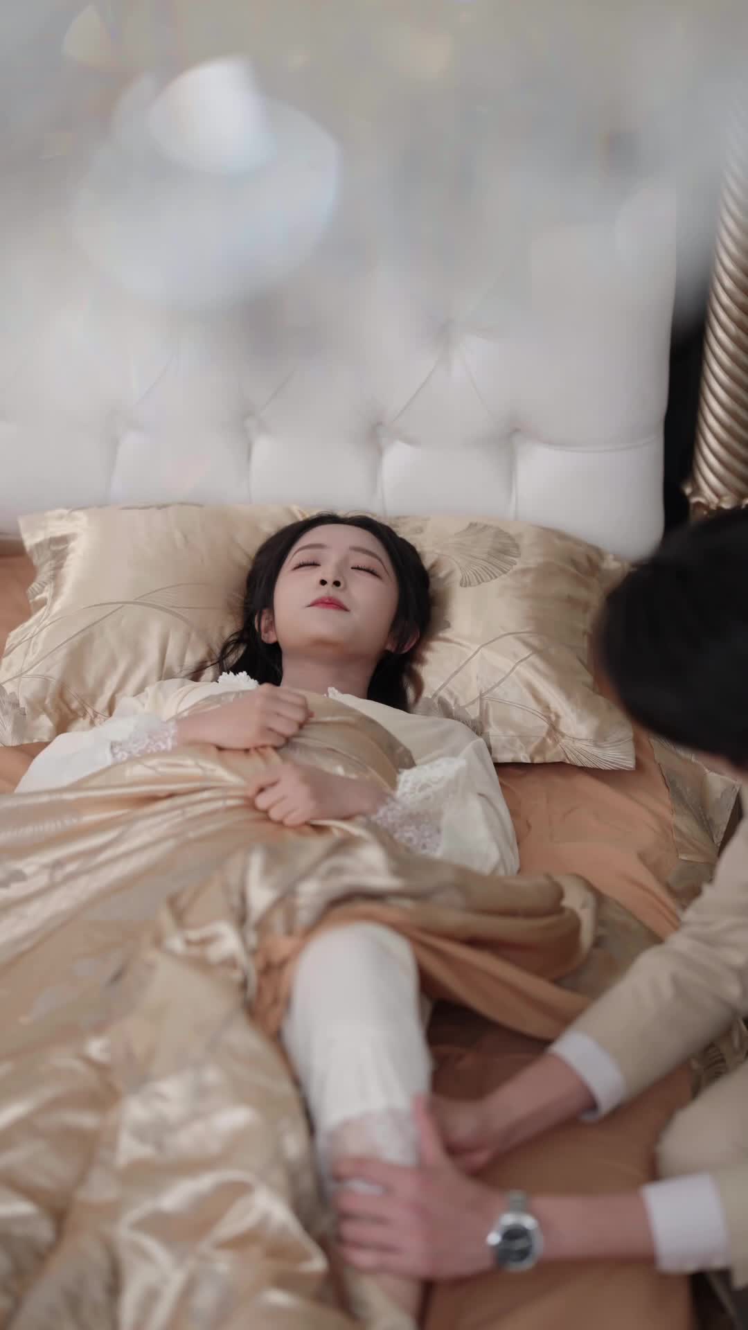 Episode 28 of Love, Unexpected