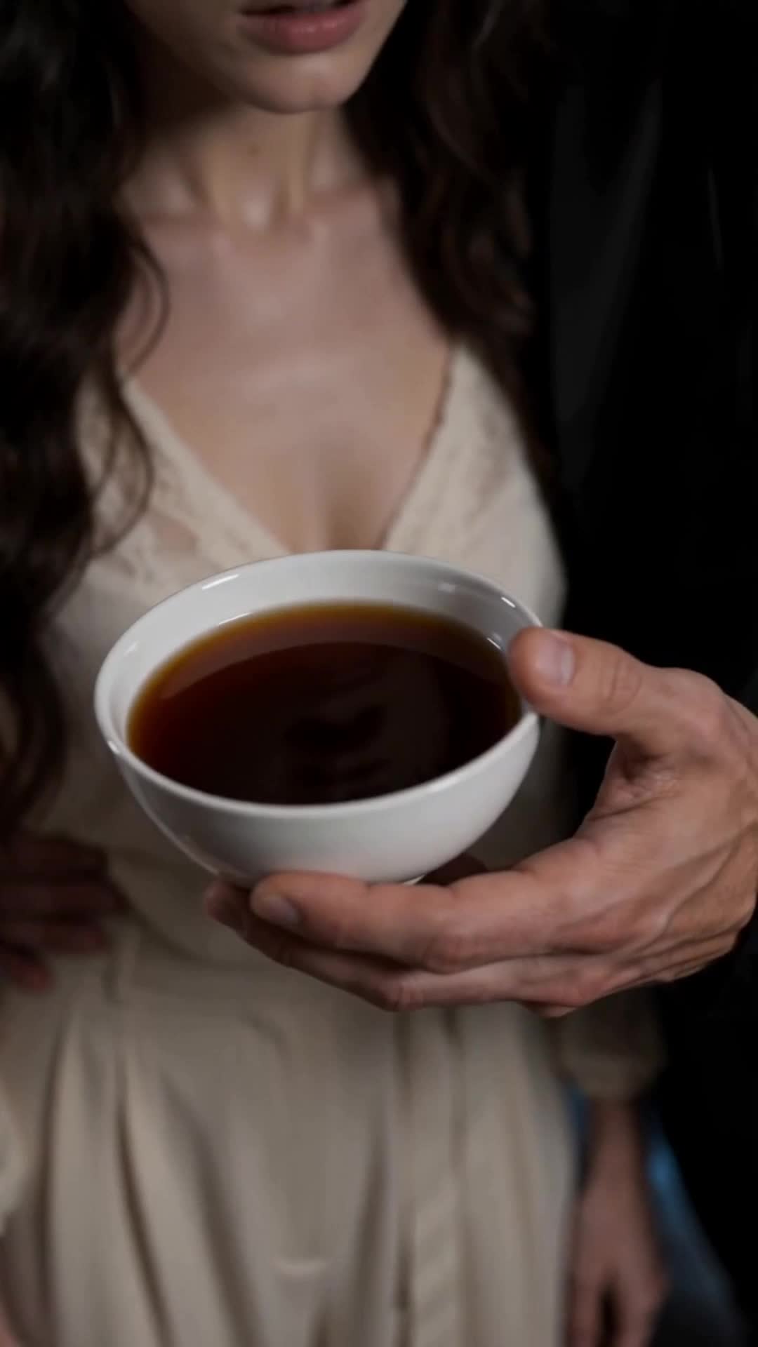 Episódio 5 de Luna Traída, Agora Desperta