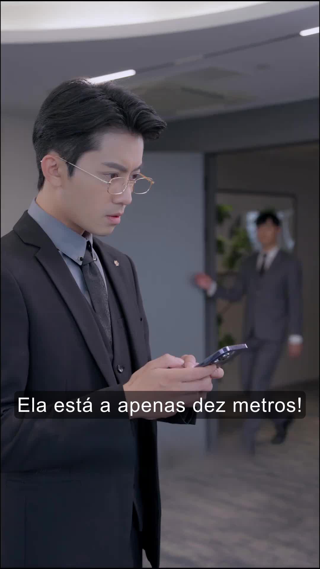 Episódio 2 de Meu Amor Virtual, Meu CEO