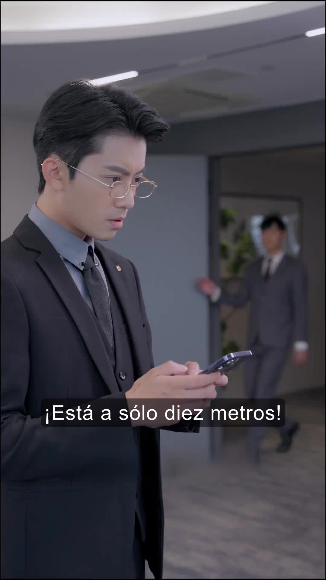 Episodio 2 de Mi Amor Cibernético, Mi CEO