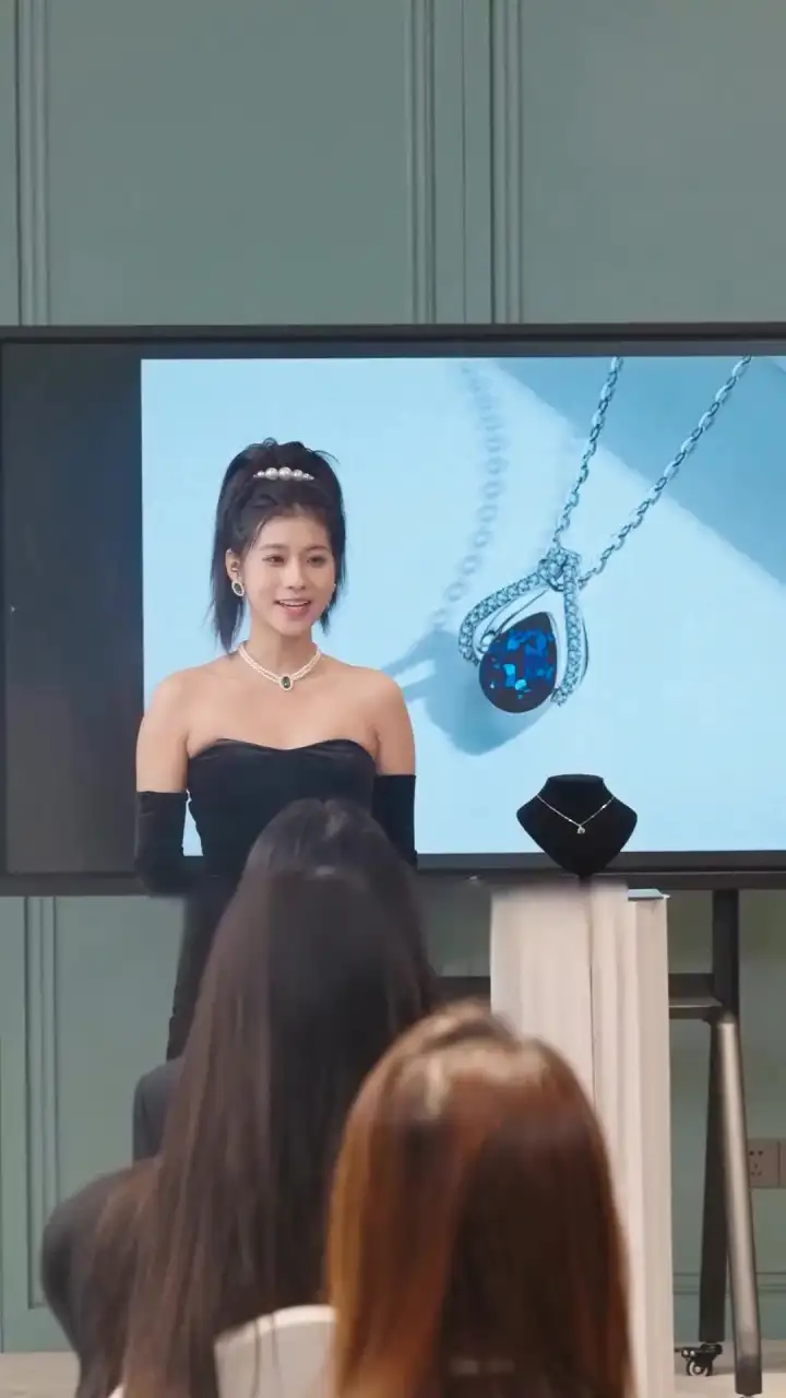Episodio 17 de Mi Exesposa Florece tras el Divorcio