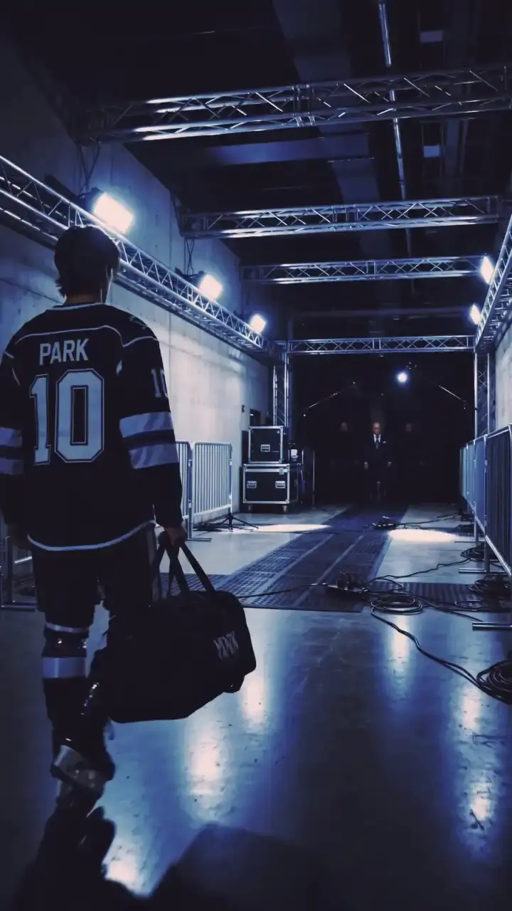Episodio 12 de Mi rival de hockey debajo de mí