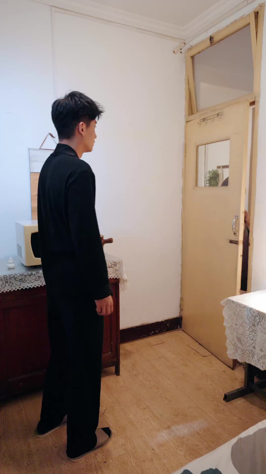Episodio 17 de Murió en el trabajo, ganó una familia