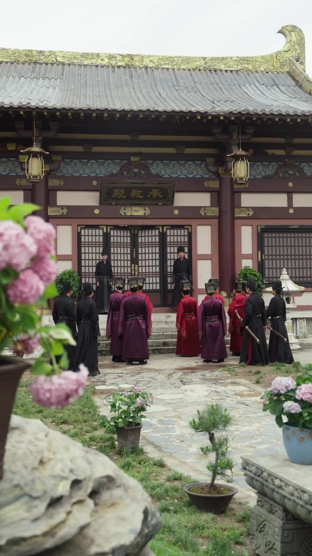 Episode 44 of My Bandit Lover is the Emperor