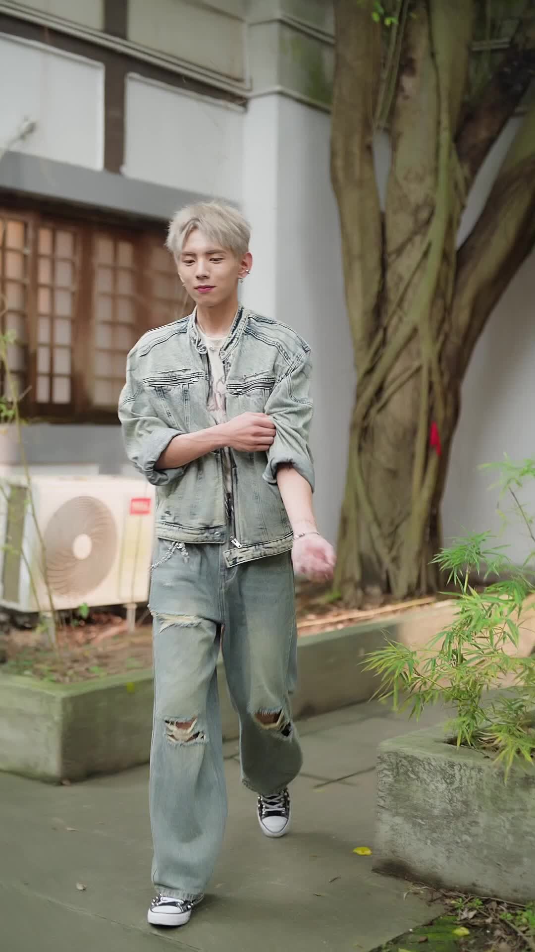 Episode 26 of My Firefighter Husband Was Once a White-Haired Punk