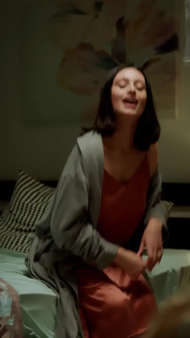 Episode 3 of Never Enjoyed Divorce Like This