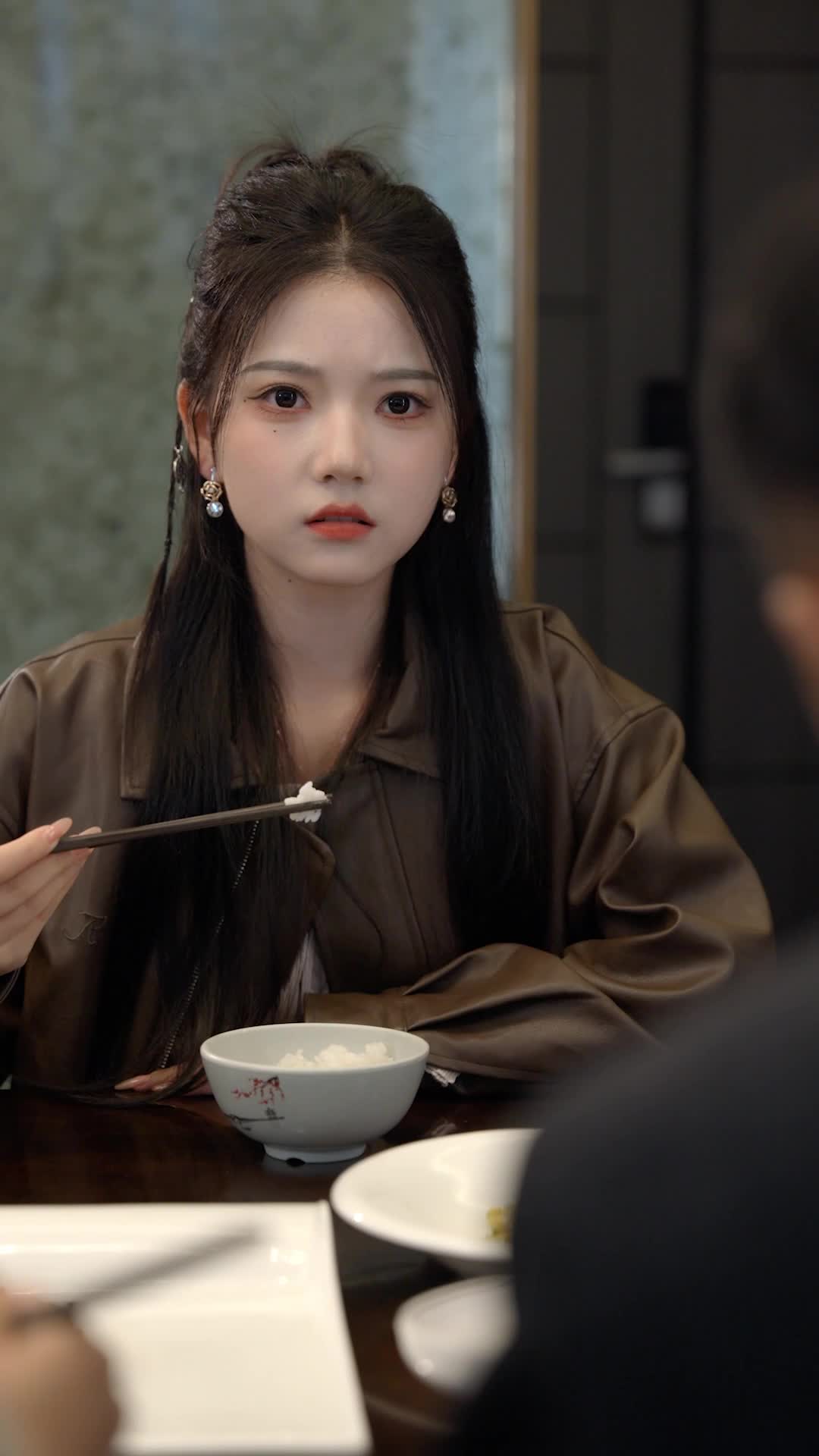 Episode 59 of Not Your Ordinary Heiress—She’s a Goddess