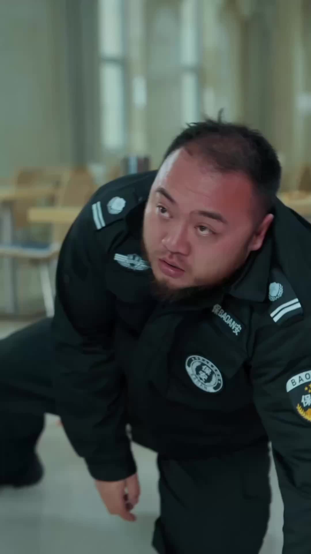 Episódio 8 de O Guarda-Costas Imbatível