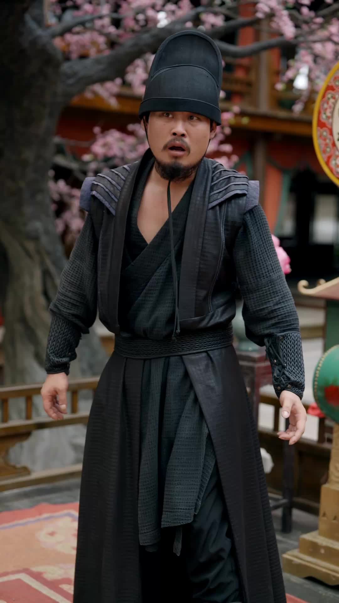 Episódio 8 de O senhor serpente a envolve em seus braços