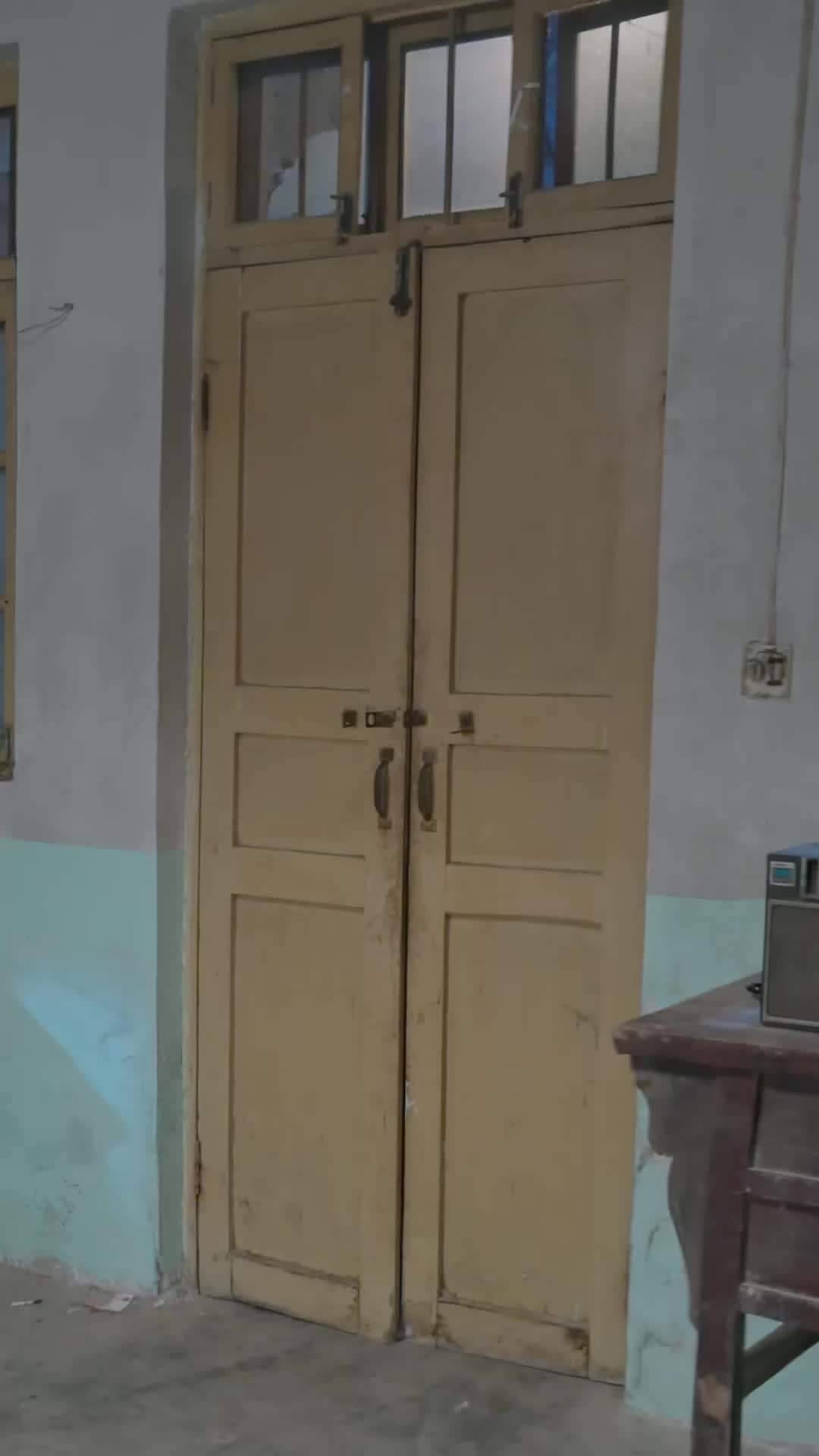 Episódio 1 de Pai de Quatro Dedos Me Ajuda a Revidar