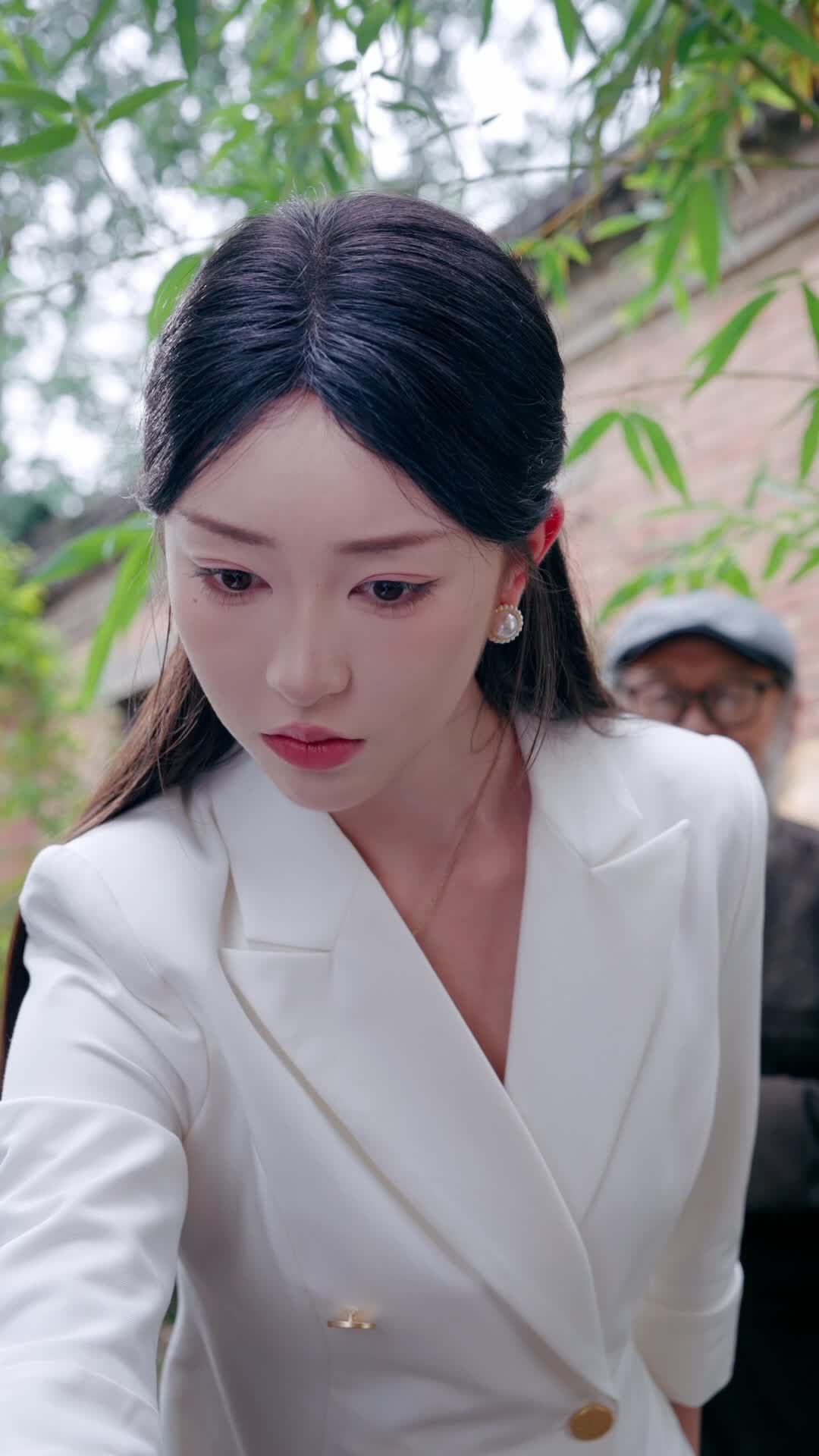 Episode 80 of Queen of Seeing Through Lies
