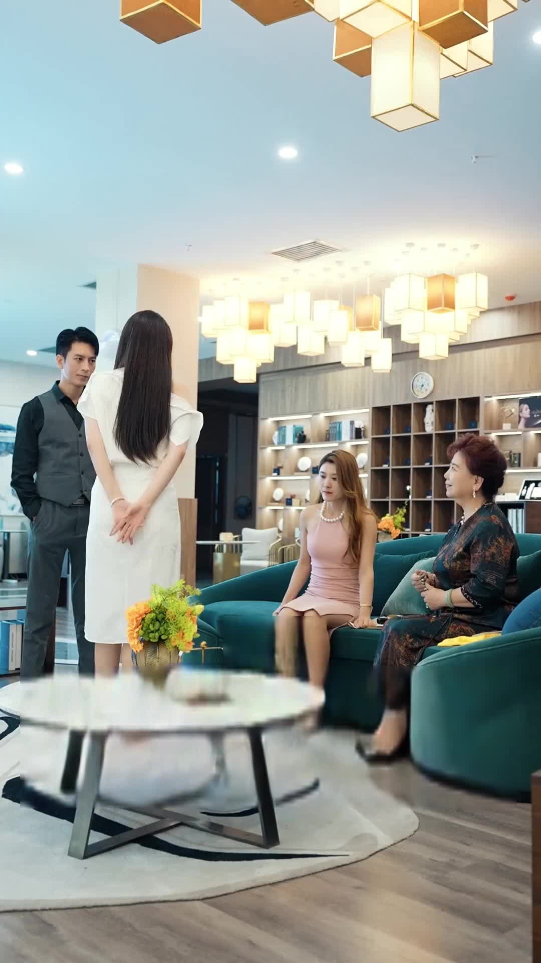 Episódio 18 de Renasceu Como a Queridinha do CEO