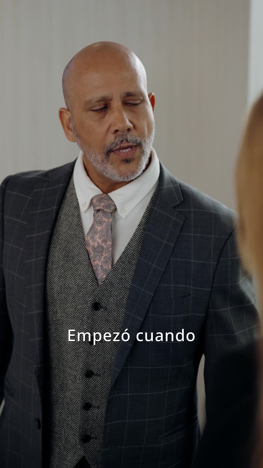 Episodio 12 de Resistir a Lloyd: Romance Edad-gap