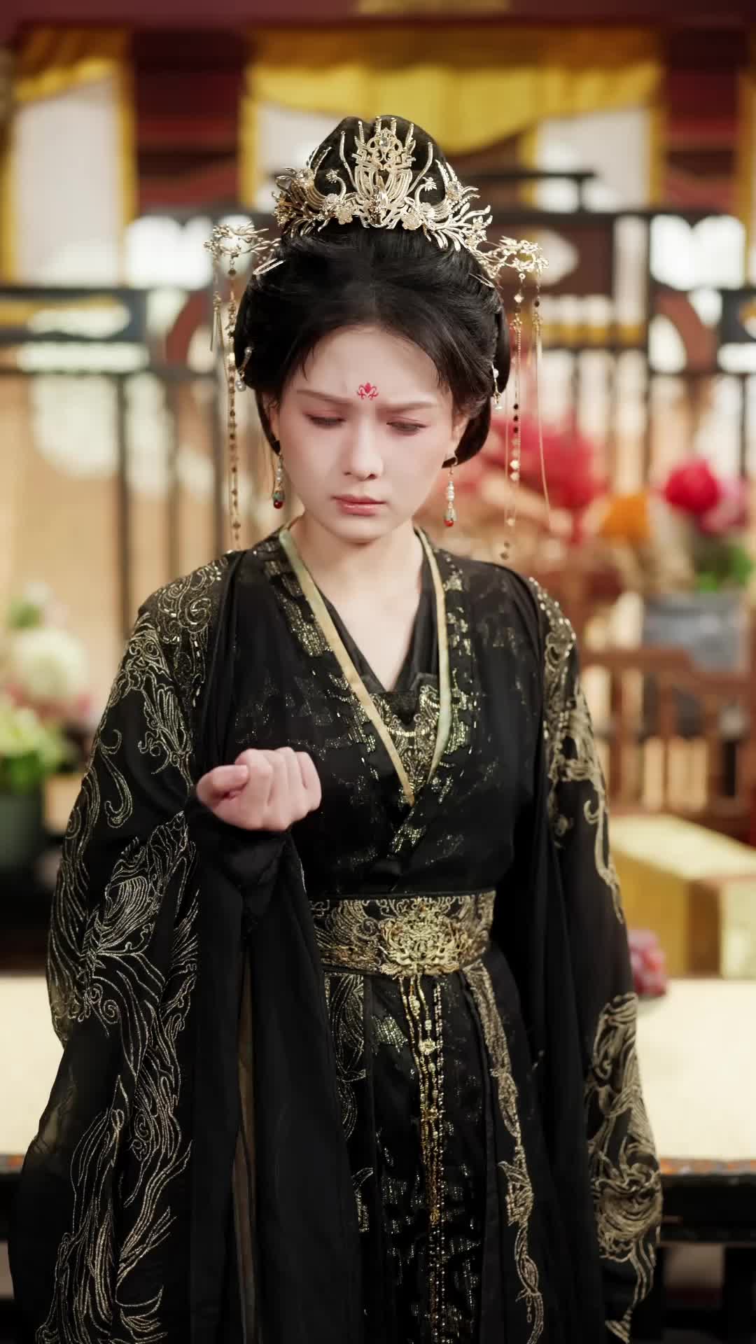 Episode 19 of She Returned as Empress