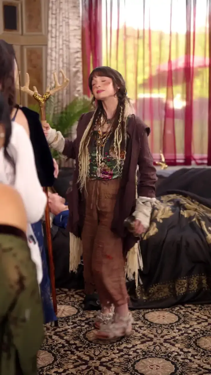 Episode 8 of She's Not Homeless, She's Healer Goddess!