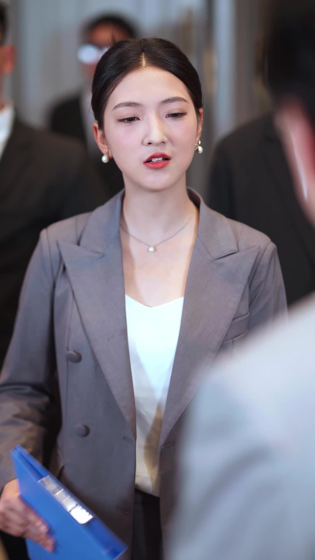 Episode 22 of Sis, I Prepared a Billionaire Husband for You