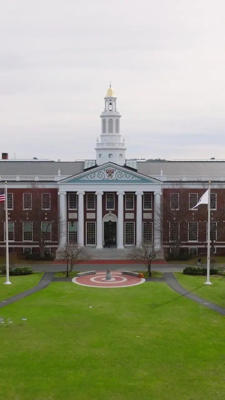 Episódio 1 de Só Um Beijo