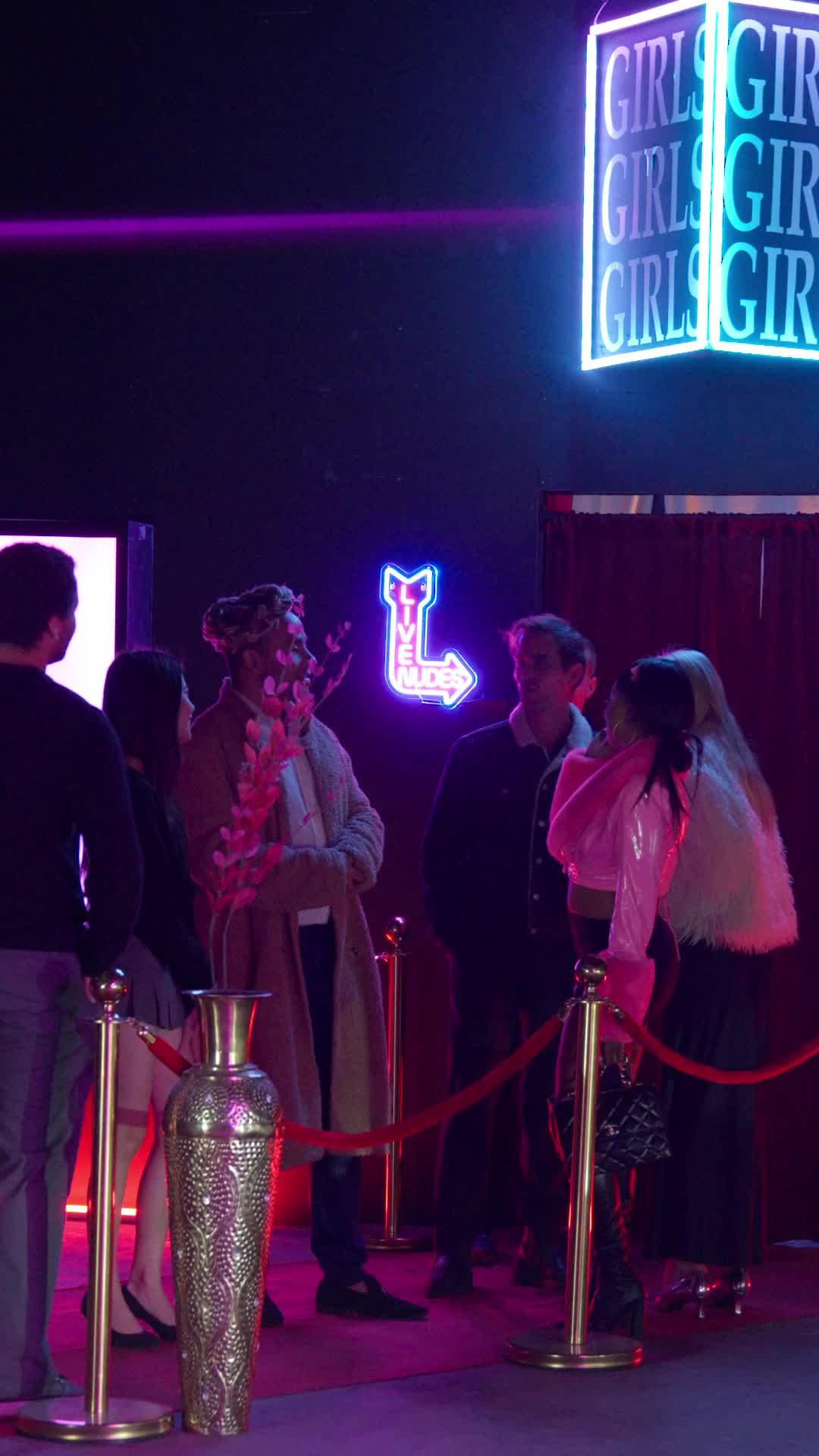Episodio 15 de Sometiéndome al Papá de Mi Ex