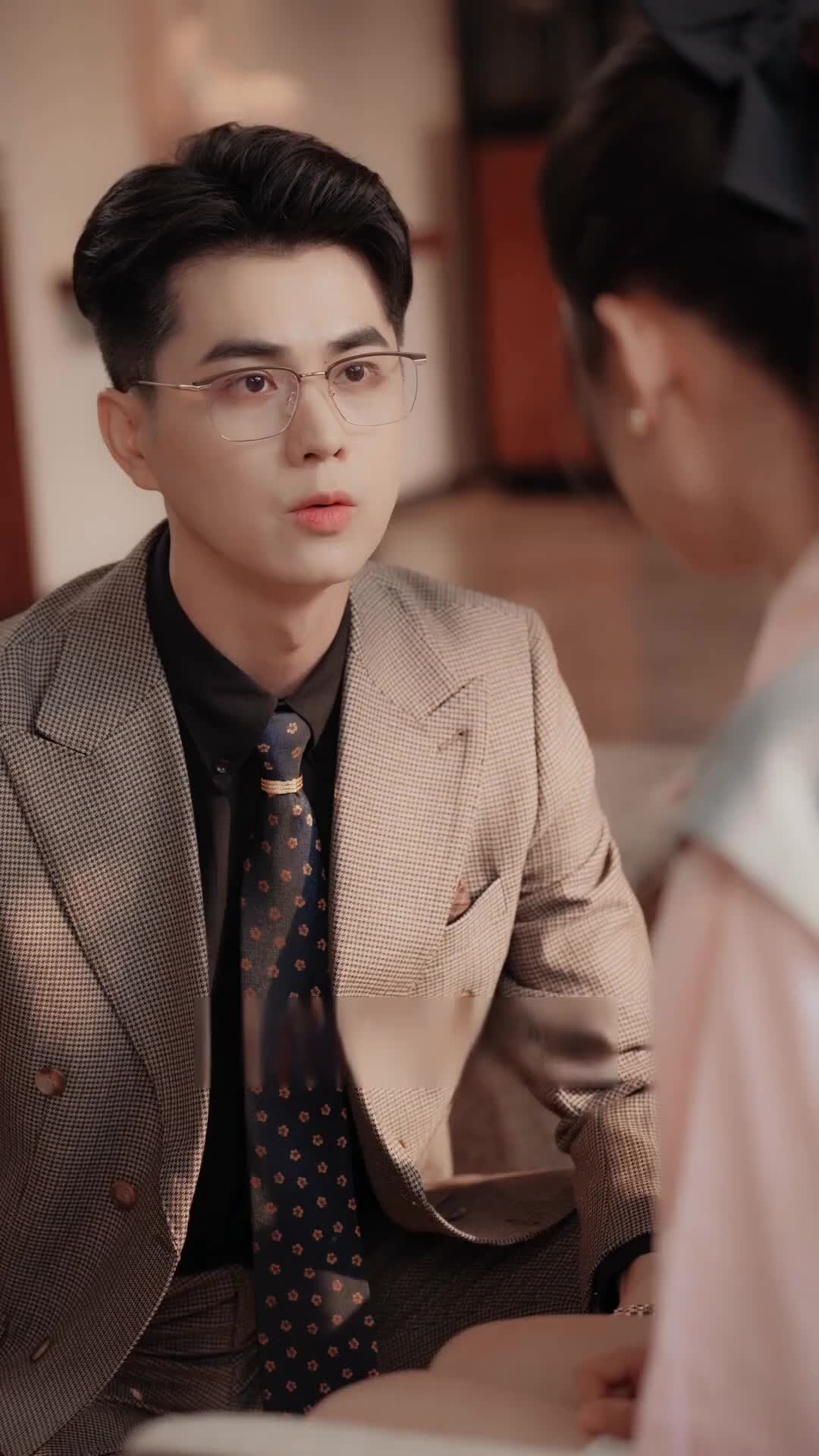 Episode 11 of Spoiled by the CEO During Pregnancy