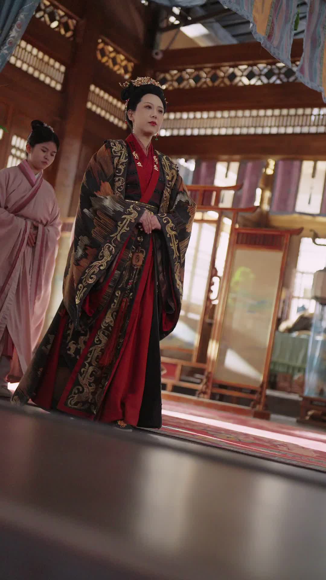 Episodio 4 de Su majestad es un cambiaformas