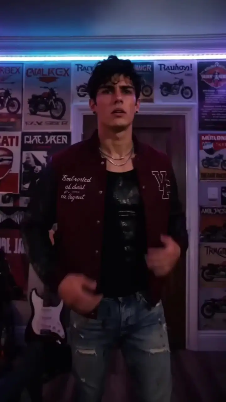 Episodio 13 de Tentación de mi hermanastro rebelde