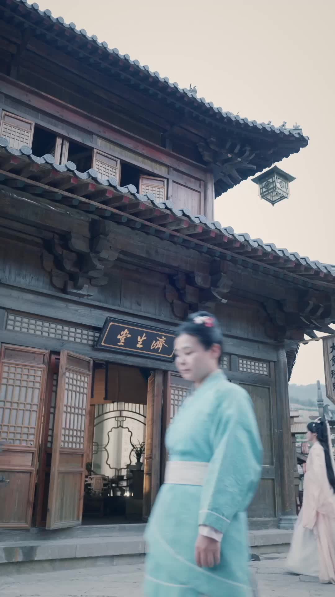 Episode 71 of The Abandoned Heiress's Reverse Harem
