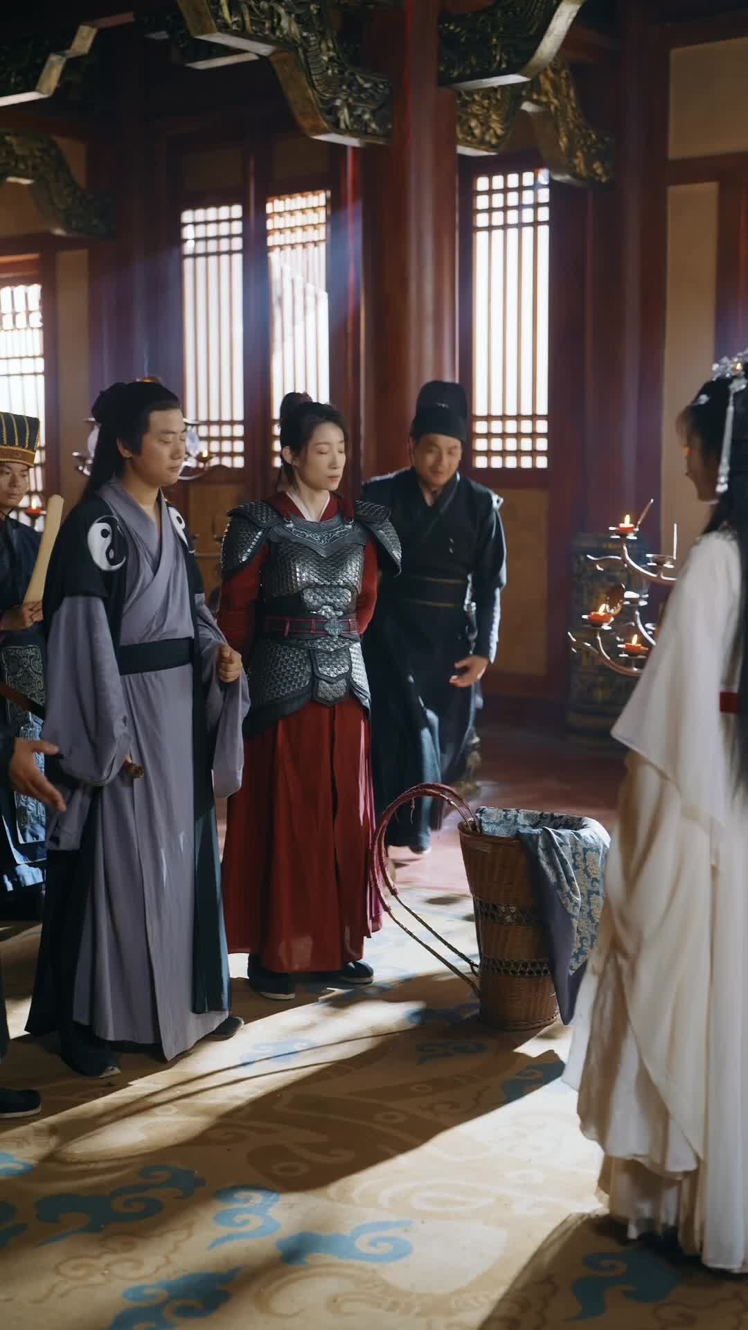 Episode 45 of The Bride Hides a Crown No One Sees