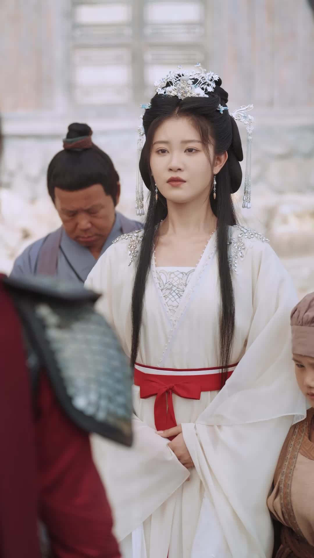 Episode 57 of The Bride Hides a Crown No One Sees