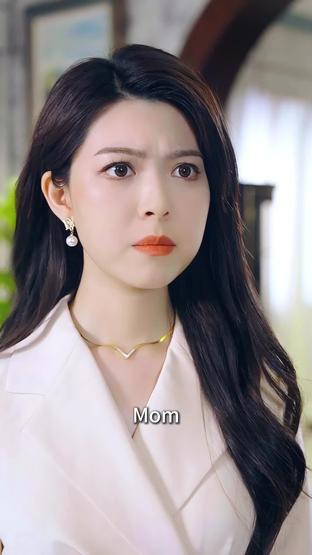 Episode 19 of The Chic Mom Returns