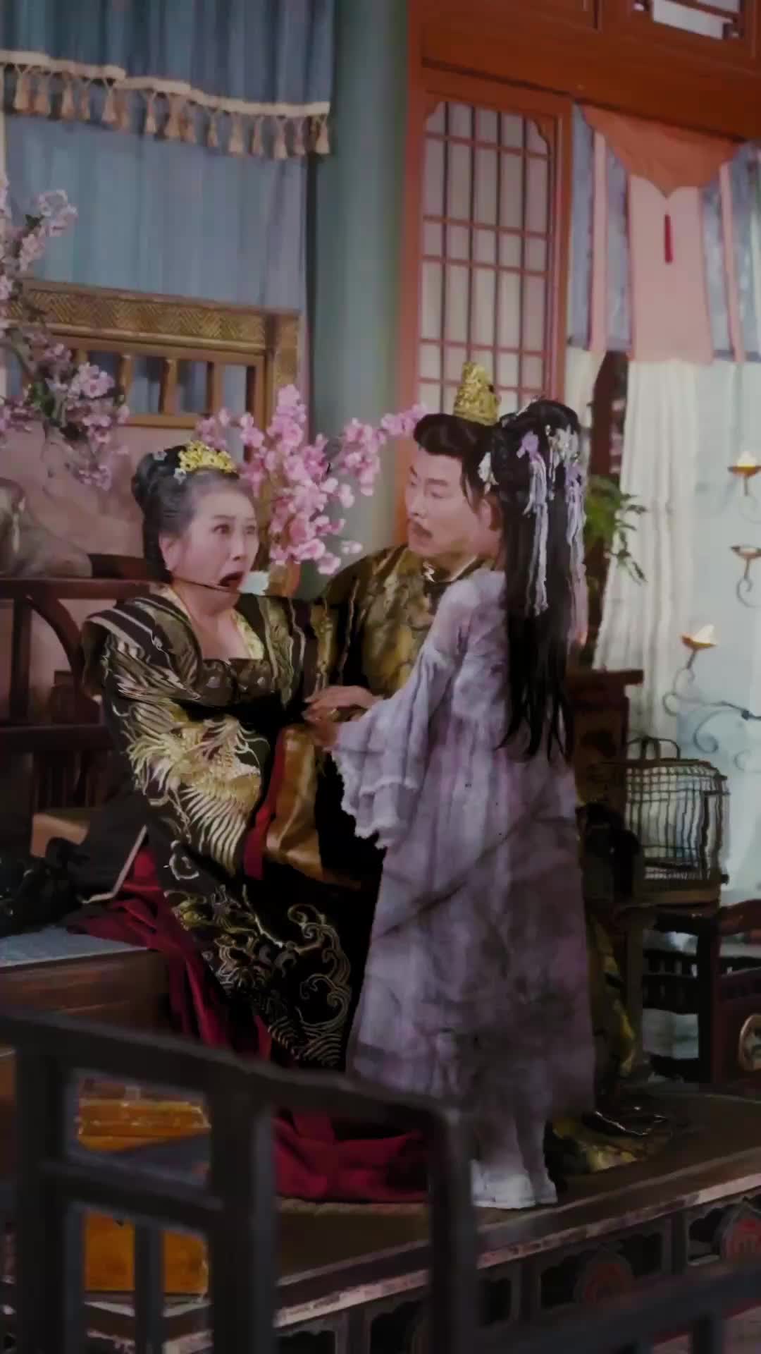 Episode 33 of The Cripple Prince's Lucky Star