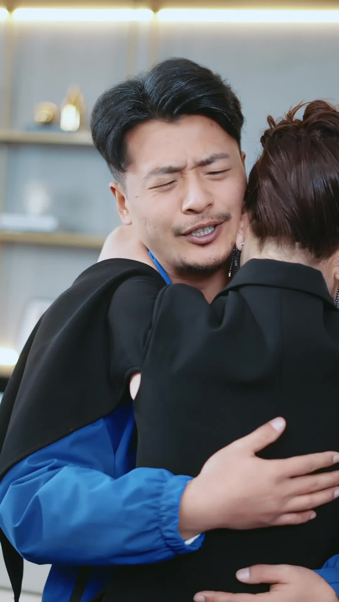 Episode 10 of The Delivery Guy They Mocked Is a Legend