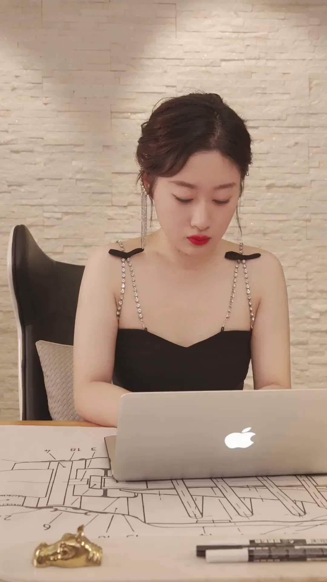 Episode 16 of The Duchess's Legend