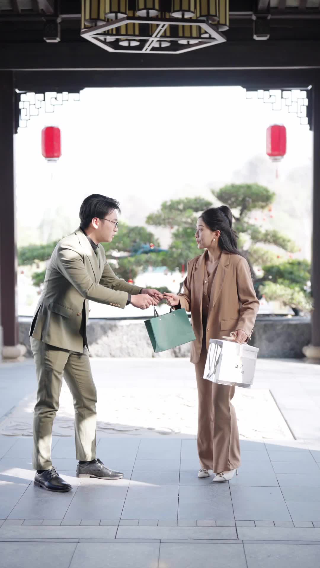 Episode 30 of The Family Plan: Love Strikes Twice
